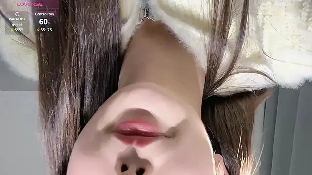 Snapshot of wanou33669 chatting on 11/27/25, 06:04 wanou33669 online show from 11/27/25, 06:04