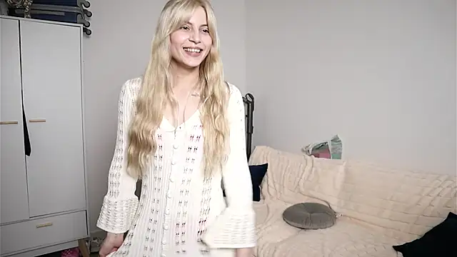 Snapshot of perfectmaryjane chatting on 12/03/25, 06:06 perfectmaryjane online show from 12/03/25, 06:06