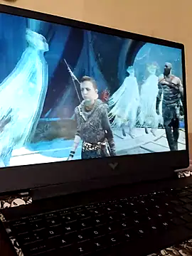 Snapshot of uk_gamer_63 chatting on 12/01/25, 03:00 uk gamer 63 online show from 12/01/25, 03:00