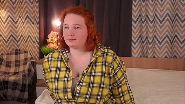 Snapshot of GwendaWhetham chatting on 12/02/25, 11:59 GwendaWhetham online show from 12/02/25, 11:59