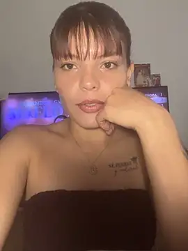 Snapshot of Zoe_mayers chatting on 05/11/26, 02:23 Zoe mayers online show from 05/11/26, 02:23