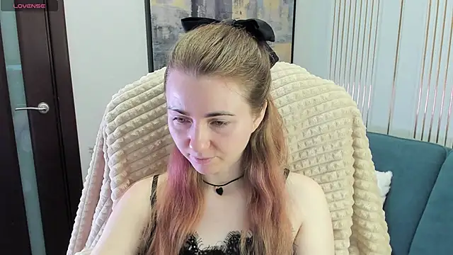 Snapshot of SofiAngela chatting on 12/03/25, 01:02 SofiAngela online show from 12/03/25, 01:02