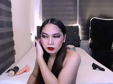 Snapshot of sylvannia_cumslut chatting on 12/03/25, 01:57 sylvannia cumslut online show from 12/03/25, 01:57