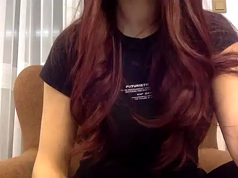 Snapshot of valoriaaaa chatting on 11/30/25, 07:51 valoriaaaa online show from 11/30/25, 07:51