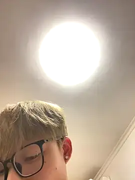 Colby-678 online show from 12/19/25, 10:44