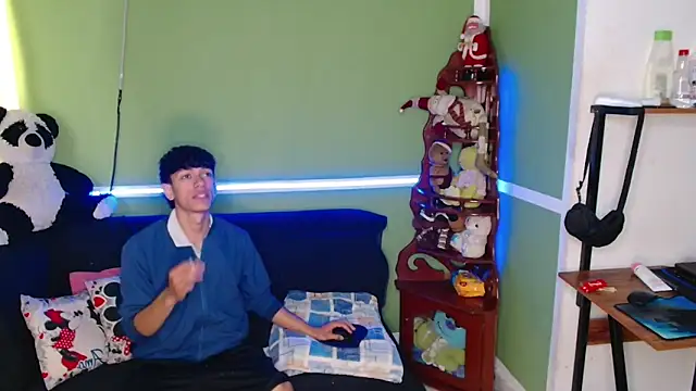 Snapshot of murb_xxx chatting on 12/02/25, 12:21 murb xxx online show from 12/02/25, 12:21