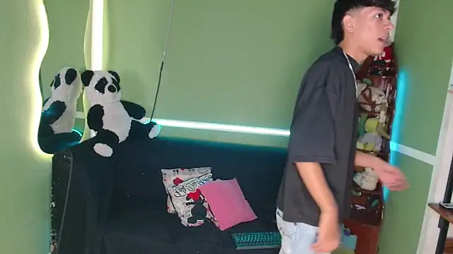 Snapshot of murb_xxx chatting on 12/04/25, 04:59 murb xxx online show from 12/04/25, 04:59