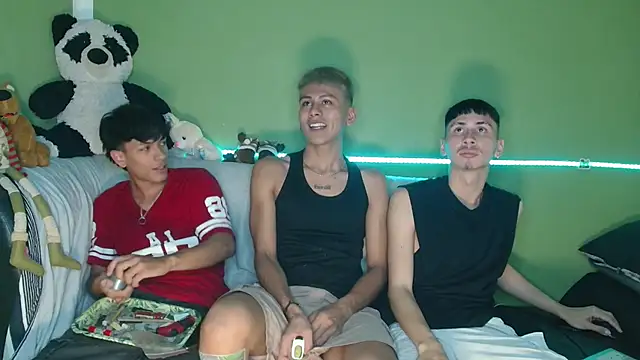 Snapshot of murb_xxx chatting on 12/13/25, 07:53 murb xxx online show from 12/13/25, 07:53