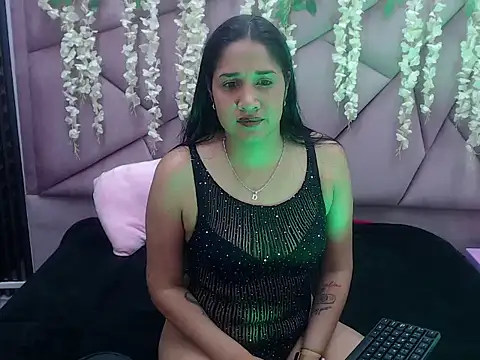 seleneRose69 online show from 11/29/25, 03:53