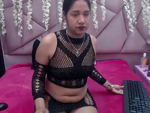 seleneRose69 online show from 12/14/25, 01:55