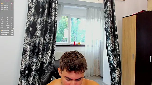 Snapshot of greekgod199 chatting on 05/25/26, 04:18 greekgod199 online show from 05/25/26, 04:18