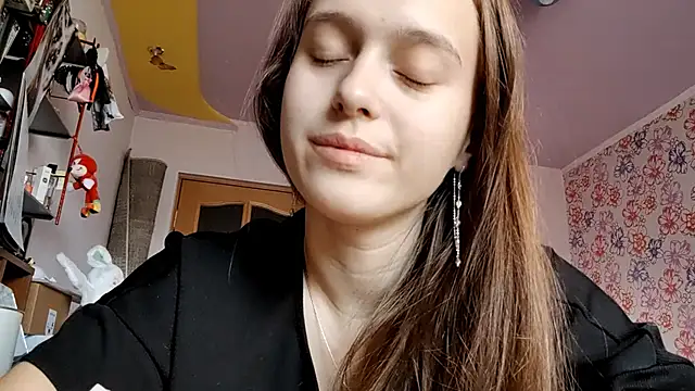 Snapshot of SophieHazely chatting on 12/02/25, 01:22 SophieHazely online show from 12/02/25, 01:22