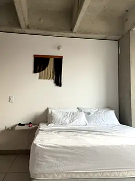 valenhill online show from 11/29/25, 02:42