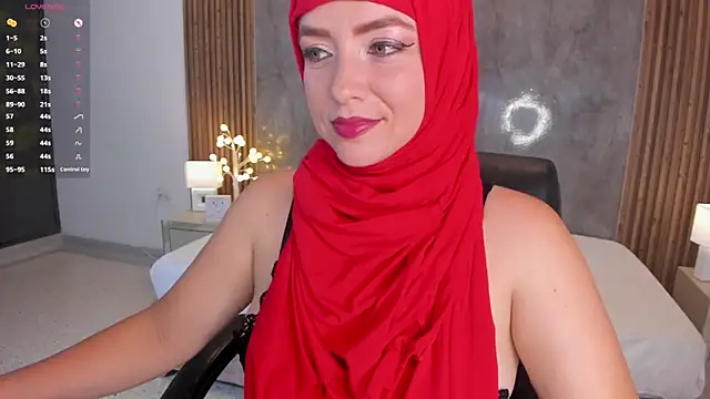 Snapshot of JannaLove_ chatting on 12/21/25, 09:22 JannaLove online show from 12/21/25, 09:22