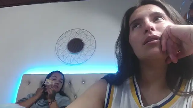 Snapshot of sharon_and_sharit chatting on 12/16/25, 02:27 sharon and sharit online show from 12/16/25, 02:27