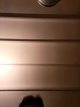 Snapshot of Denisxsxs chatting on 11/28/25, 07:49 Denisxsxs online show from 11/28/25, 07:49