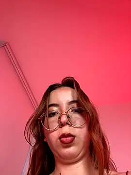 Snapshot of kattyhards chatting on 11/29/25, 10:46 kattyhards online show from 11/29/25, 10:46