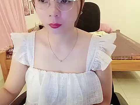 Snapshot of BabyDoll1999 chatting on 05/19/26, 12:11 BabyDoll1999 online show from 05/19/26, 12:11