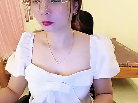 Snapshot of BabyDoll1999 chatting on 06/05/26, 12:22 BabyDoll1999 online show from 06/05/26, 12:22