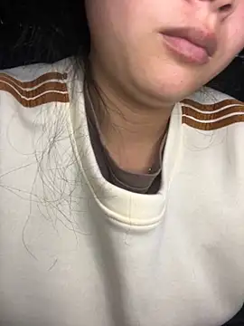 Snapshot of Thaoem chatting on 11/28/25, 05:54 Thaoem online show from 11/28/25, 05:54