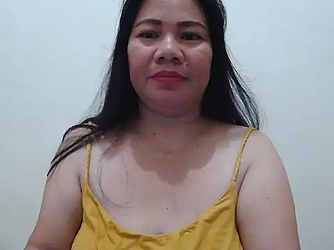 Snapshot of hottiemama69 chatting on 11/29/25, 07:28 hottiemama69 online show from 11/29/25, 07:28