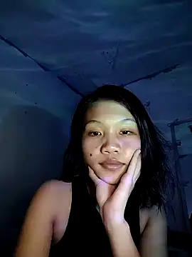 Snapshot of sweetshaila chatting on 11/27/25, 11:23 sweetshaila online show from 11/27/25, 11:23