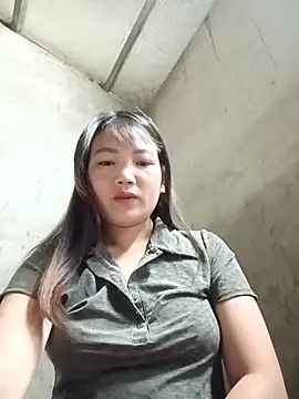 Snapshot of Maymayx2 chatting on 12/03/25, 12:07 Maymayx2 online show from 12/03/25, 12:07