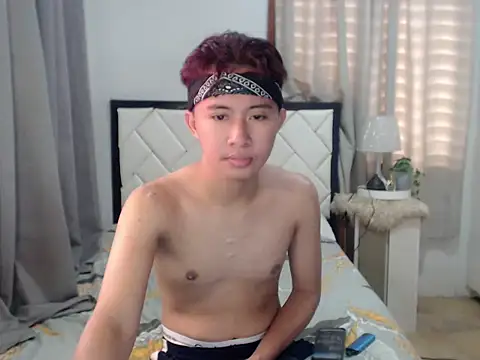 asiantwink0000 online show from 02/12/26, 07:25