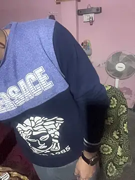 Snapshot of Saxymood1111 chatting on 12/04/25, 03:16 Saxymood1111 online show from 12/04/25, 03:16