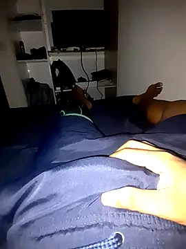 Snapshot of marco_Anthony75 chatting on 11/29/25, 02:14 marco Anthony75 online show from 11/29/25, 02:14