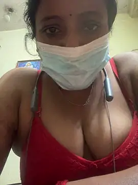 Snapshot of Rima_cam5 chatting on 12/05/25, 08:16 Rima cam5 online show from 12/05/25, 08:16