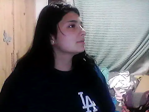 Snapshot of ObsidianOrchid chatting on 12/17/25, 11:33 ObsidianOrchid online show from 12/17/25, 11:33