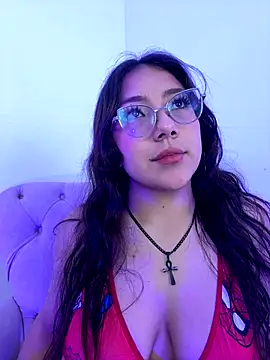 Snapshot of Dafne_se chatting on 12/04/25, 01:26 Dafne se online show from 12/04/25, 01:26