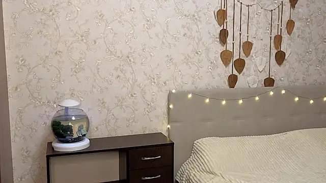 Snapshot of NaomiSwetheart chatting on 12/05/25, 02:31 NaomiSwetheart online show from 12/05/25, 02:31