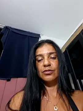 Snapshot of sweetCatallina chatting on 01/16/26, 11:42 sweetCatallina online show from 01/16/26, 11:42