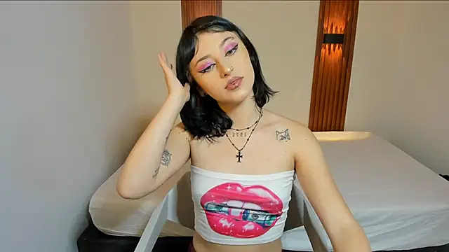 OliviaWolf3 online show from 12/04/25, 02:54