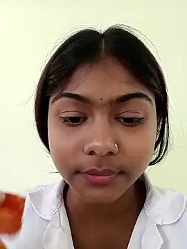 Cute diya023 online show from 03/28/26, 09:53