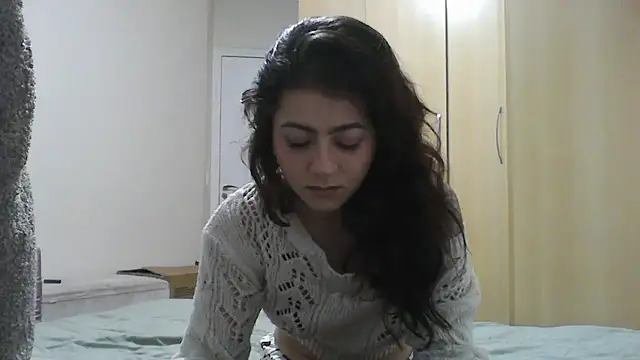 Snapshot of GabriellaManhas chatting on 02/27/26, 04:01 GabriellaManhas online show from 02/27/26, 04:01