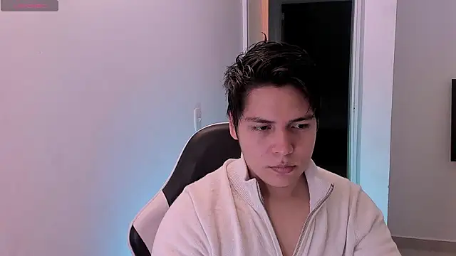 Asta YunoXXX online show from 07/19/26, 03:32
