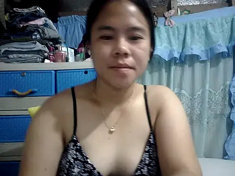 xxdreamgirl69 online show from 06/05/26, 10:04