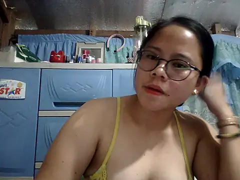 xxdreamgirl69 online show from 07/24/26, 03:37
