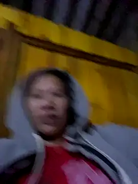 Snapshot of LeoPet2x chatting on 11/29/25, 02:09 LeoPet2x online show from 11/29/25, 02:09