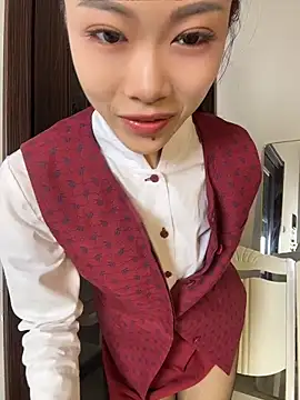Snapshot of youyou-baby999 chatting on 05/18/26, 05:57 youyou-baby999 online show from 05/18/26, 05:57