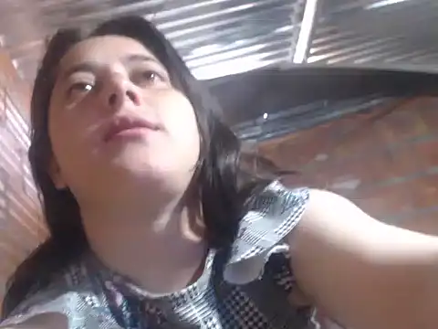 Snapshot of sammyyblondee chatting on 11/30/25, 01:48 sammyyblondee online show from 11/30/25, 01:48