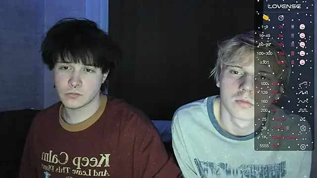 Snapshot of miya_meow_miku chatting on 12/01/25, 02:33 miya meow miku online show from 12/01/25, 02:33