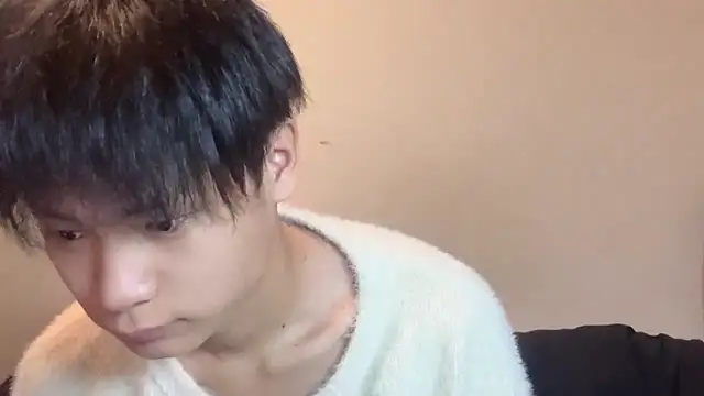 Snapshot of xiaohui660 chatting on 12/14/25, 12:21 xiaohui660 online show from 12/14/25, 12:21