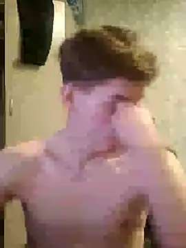 Snapshot of FreeRich chatting on 12/02/25, 01:00 FreeRich online show from 12/02/25, 01:00