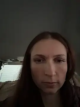 ZaraHill online show from 12/15/25, 02:49