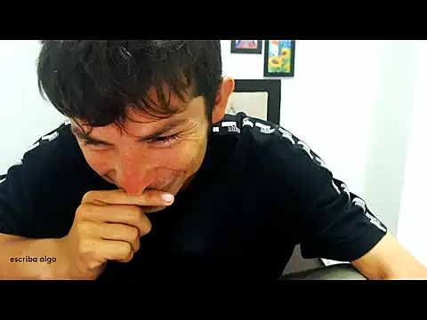 Snapshot of albeirothh chatting on 12/01/25, 03:50 albeirothh online show from 12/01/25, 03:50