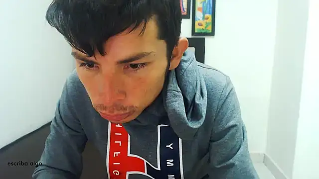 Snapshot of albeirothh chatting on 12/05/25, 04:58 albeirothh online show from 12/05/25, 04:58